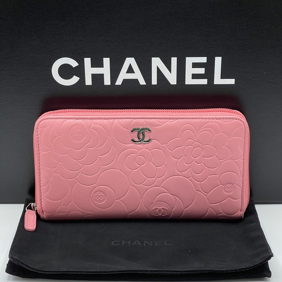 CHANEL Handbags - Chanel Camellia Lambskin Leather Zippy Wallet CC
